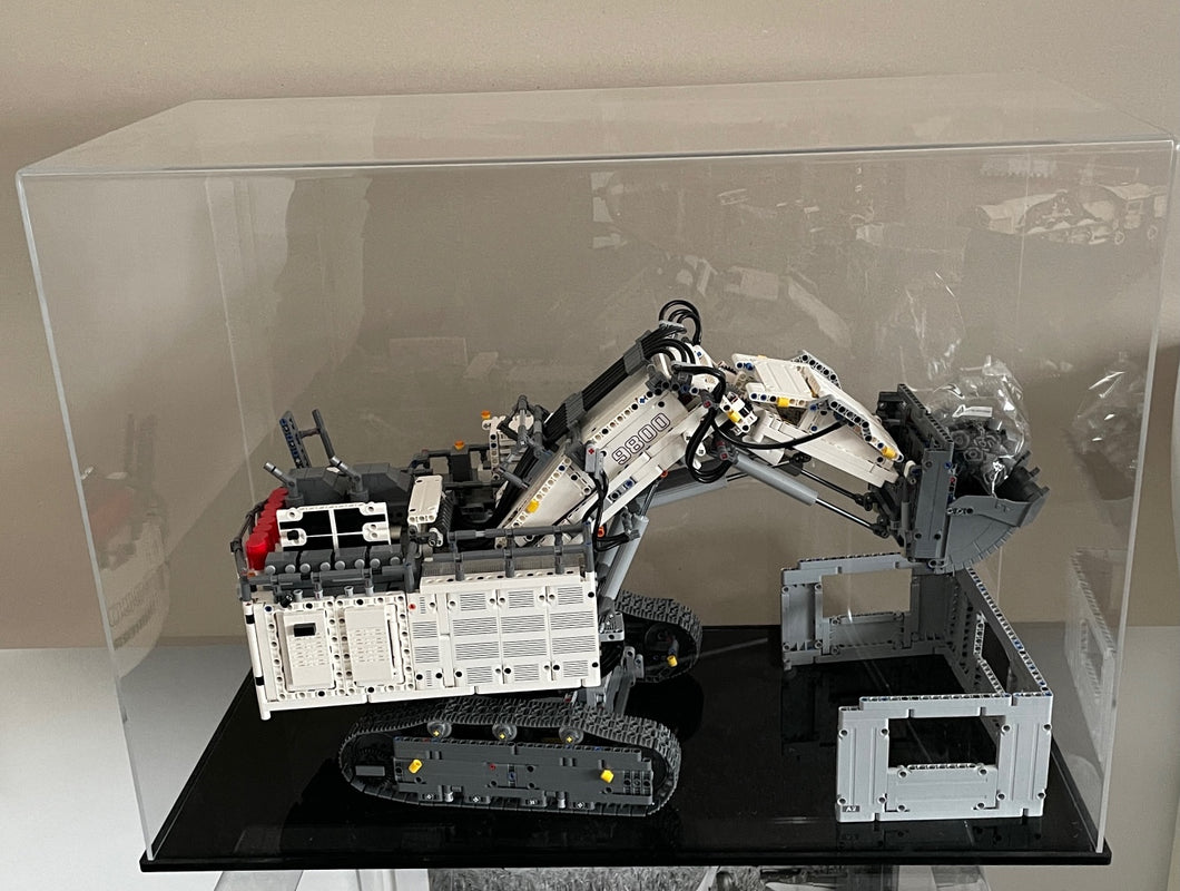 Lego® Vitrine für den Liebherr Bagger R9800 75x35x45 cm