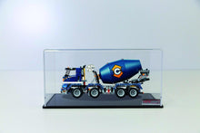 Laden Sie das Bild in den Galerie-Viewer, Viewcase Vitrine für den Lego® Betonmischer