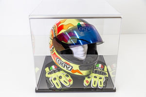 Helm 1:2 Viewcase 20x20x20 cm
